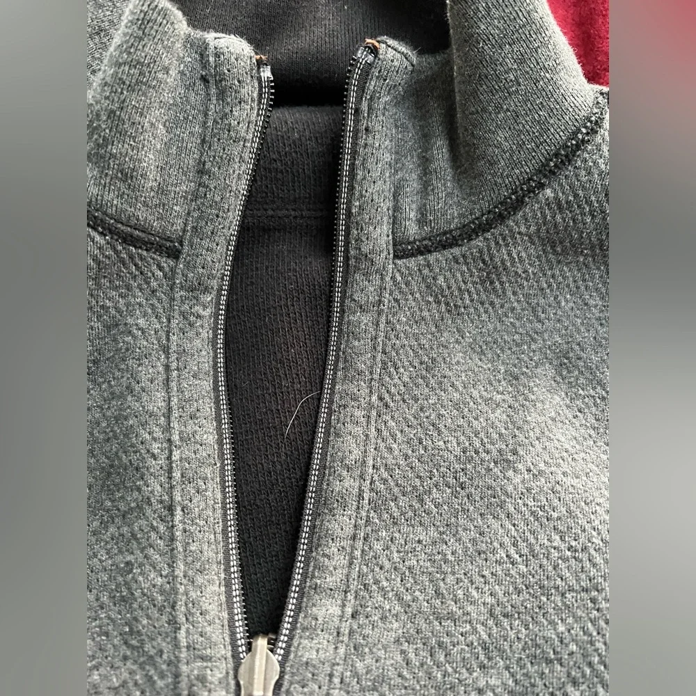 Tommy Bahama Men’s Reversible Half-Zip | size Large - Picture 4 of 5